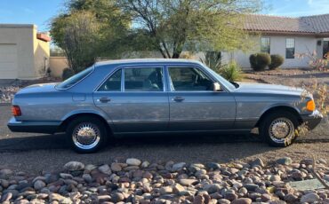Mercedes-benz-420sel-1986-blue