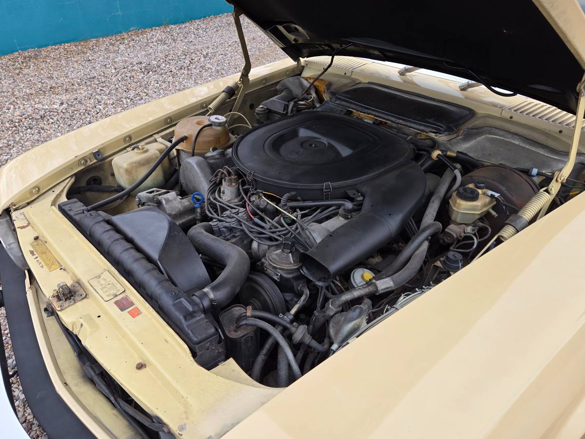 Mercedes-benz-450-sl-1978-yellow-7