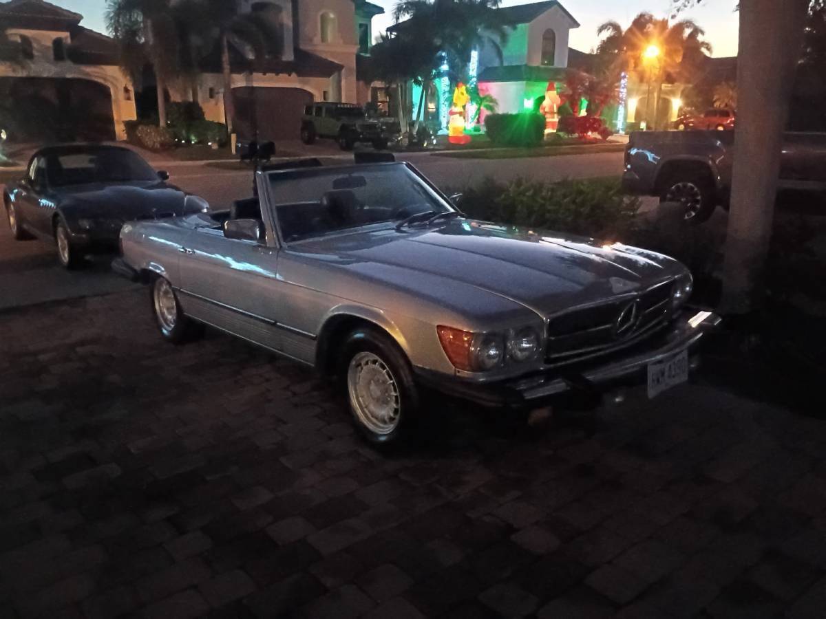 Mercedes-benz-450-sl-convertible-1980-15