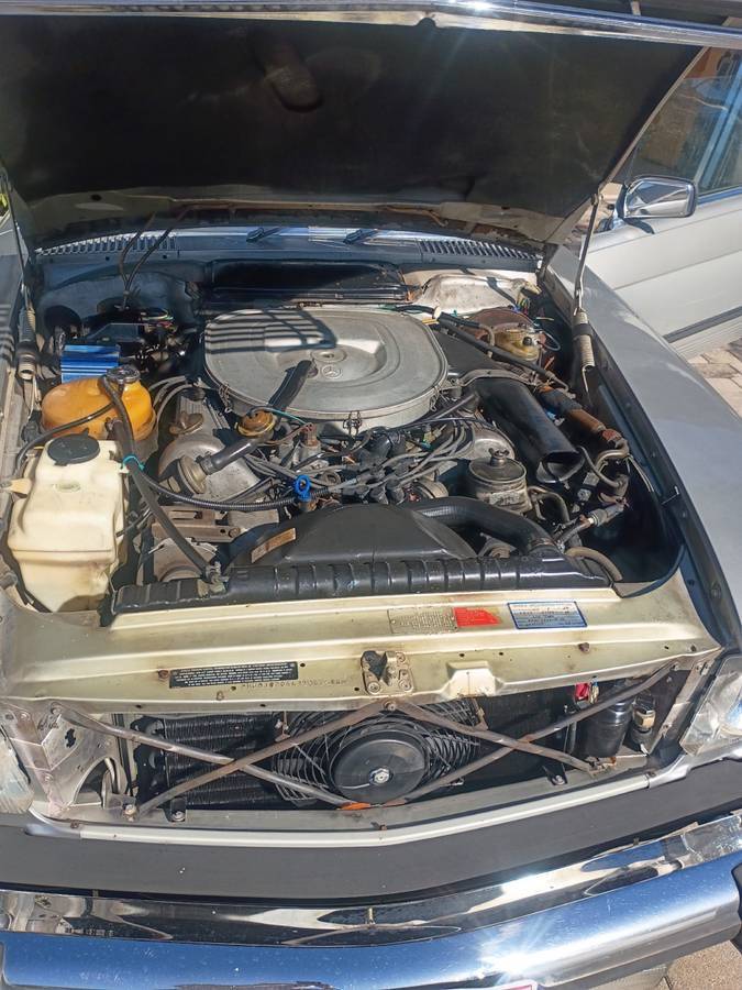 Mercedes-benz-450-sl-convertible-1980-3