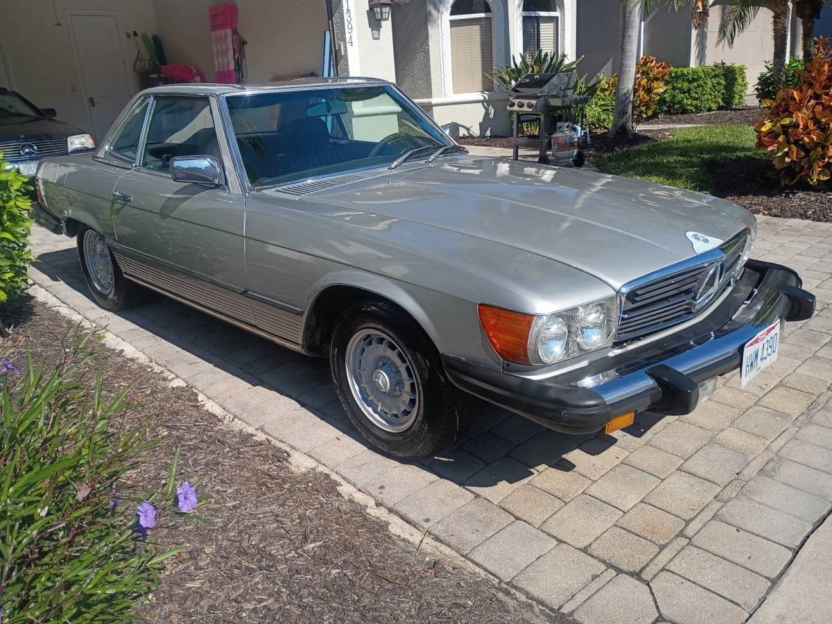 Mercedes-benz-450-sl-convertible-1980-8
