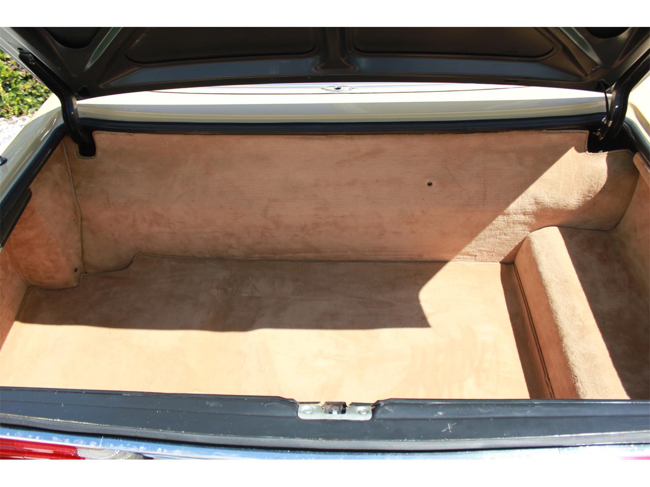 Mercedes-benz-450sl-1980-Manila-Beige-Palomino-MB-Tex-1