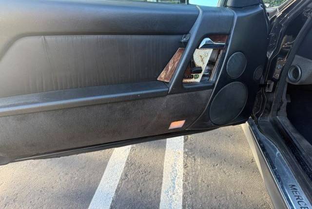 Mercedes-benz-500-series-1993-9