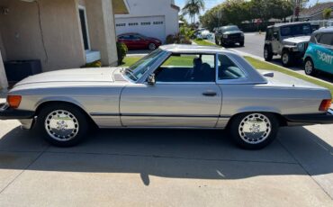 Mercedes-benz-560-1986-silver-6
