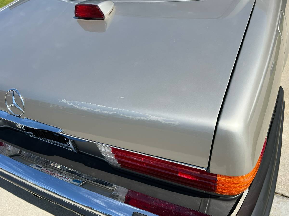 Mercedes-benz-560-1986-silver-9