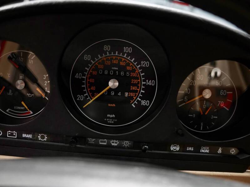 Mercedes-benz-560-560sl-1988-2