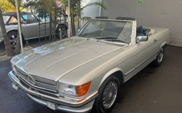 Mercedes-benz-560-class-1986-10