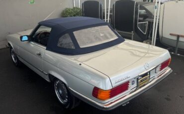 Mercedes-benz-560-class-1986-16