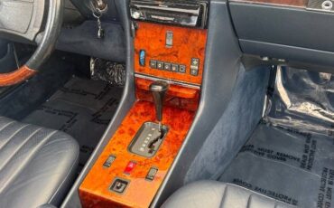 Mercedes-benz-560-class-1986-19