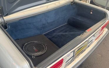 Mercedes-benz-560-class-1986-25