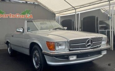Mercedes-benz-560-class-1986-27