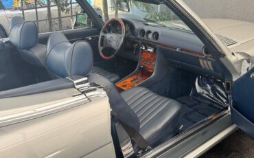 Mercedes-benz-560-class-1986-42