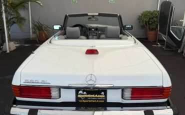 Mercedes-benz-560-class-1987-13