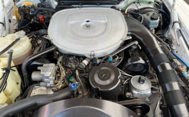 Mercedes-benz-560-class-1987-18