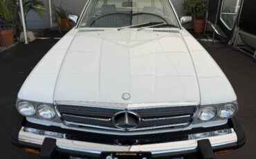 Mercedes-benz-560-class-1987-3