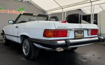 Mercedes-benz-560-class-1987-31