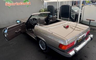 Mercedes-benz-560-class-1987-32