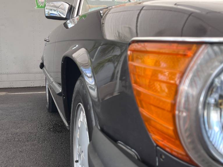 Mercedes-benz-560-class-1987-36