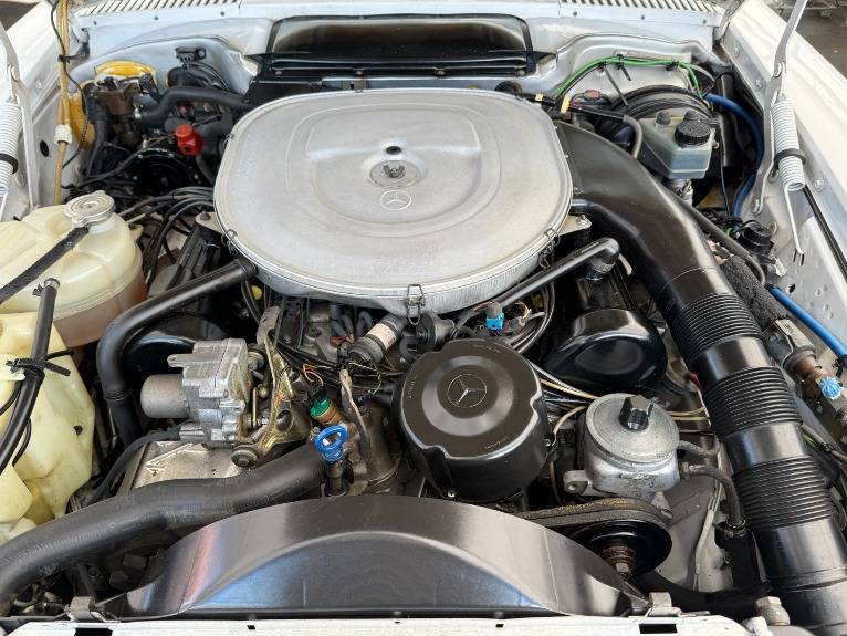 Mercedes-benz-560-class-1987-36