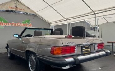 Mercedes-benz-560-class-1987-37