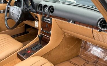 Mercedes-benz-560-class-1987-41