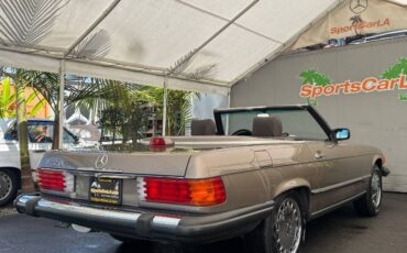 Mercedes-benz-560-class-1987-41