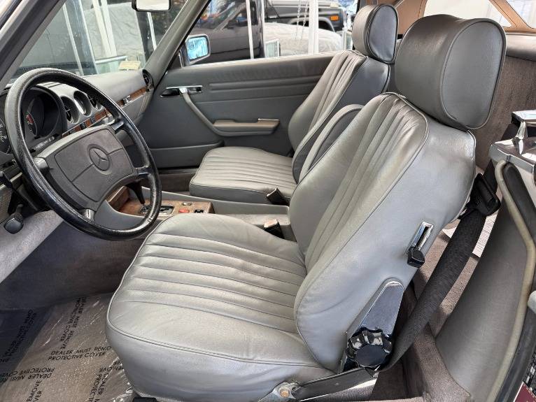 Mercedes-benz-560-class-1987-41