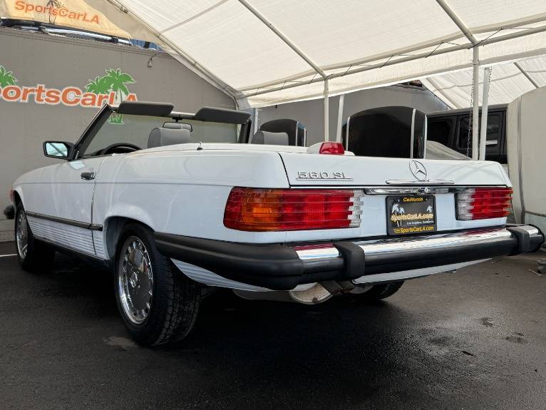 Mercedes-benz-560-class-1987-8