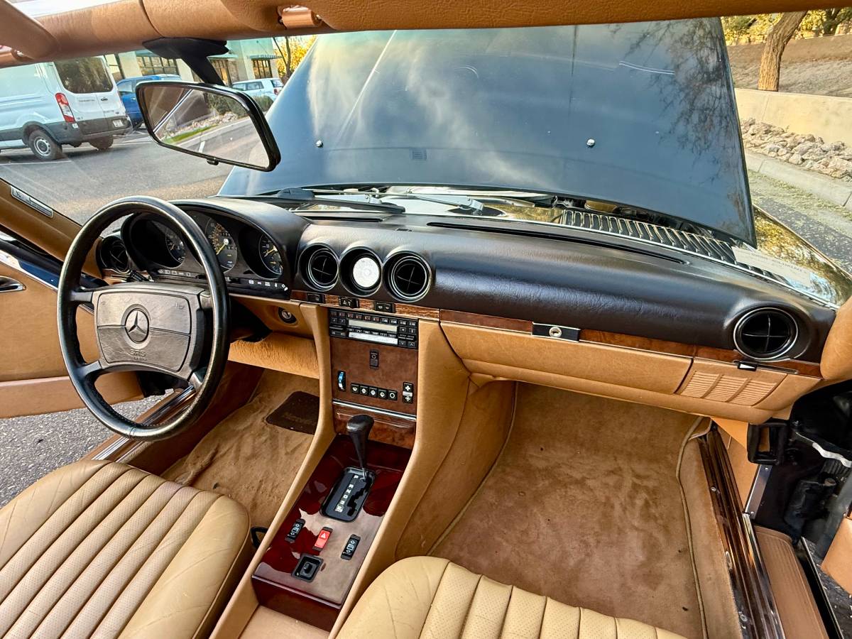 Mercedes-benz-560-sl-1989-16