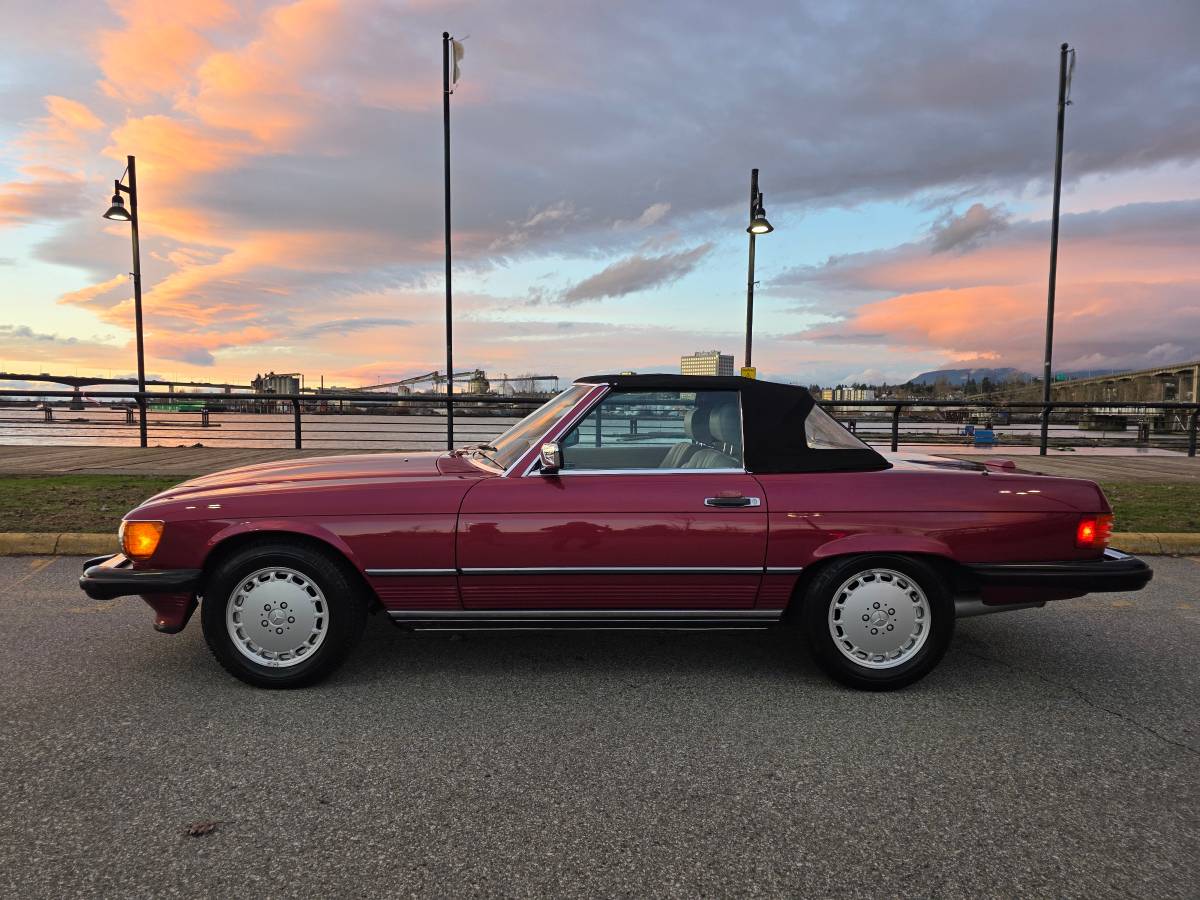 Mercedes-benz-560-sl-1989-red-11