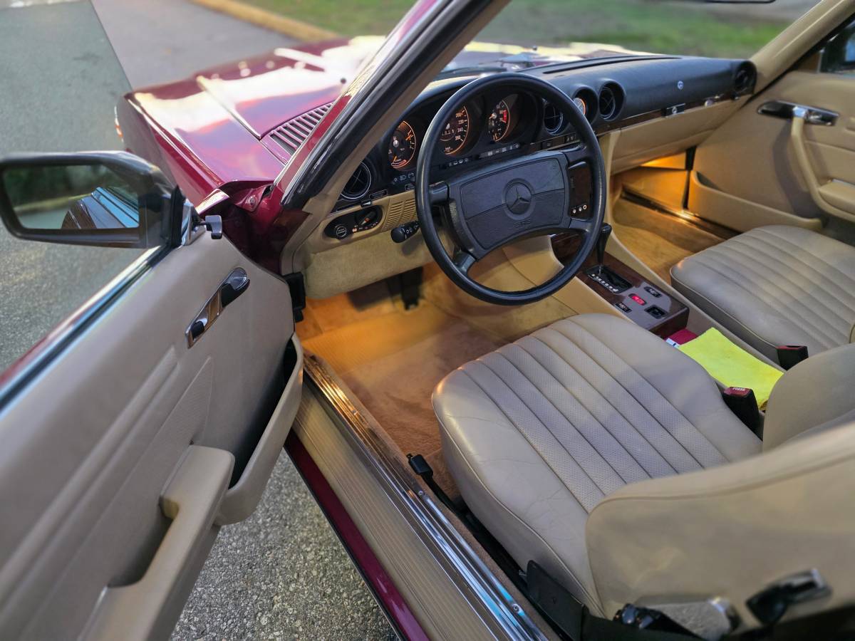 Mercedes-benz-560-sl-1989-red-18
