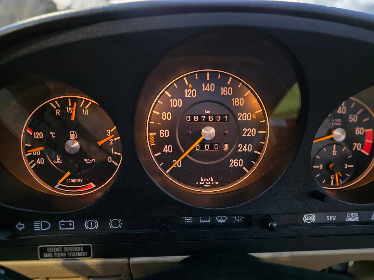 Mercedes-benz-560-sl-1989-red-20