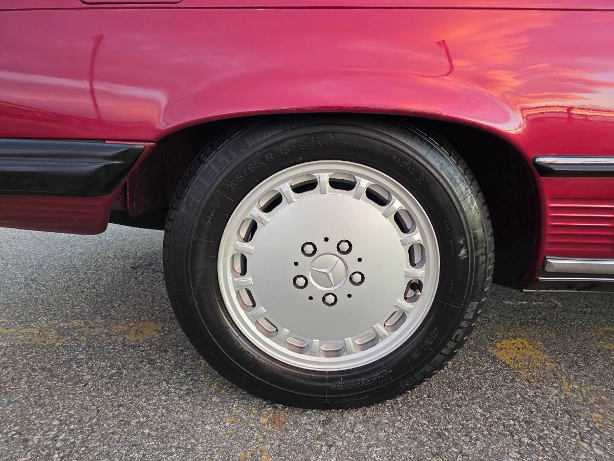 Mercedes-benz-560-sl-1989-red-46
