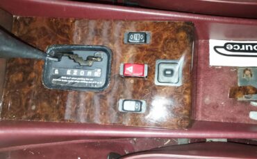 Mercedes-benz-560-sl-1989-white-11