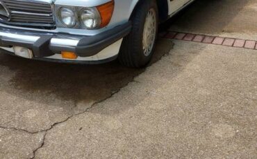 Mercedes-benz-560-sl-1989-white-3