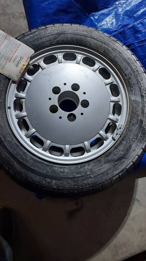 Mercedes-benz-560-sl-1989-white-4