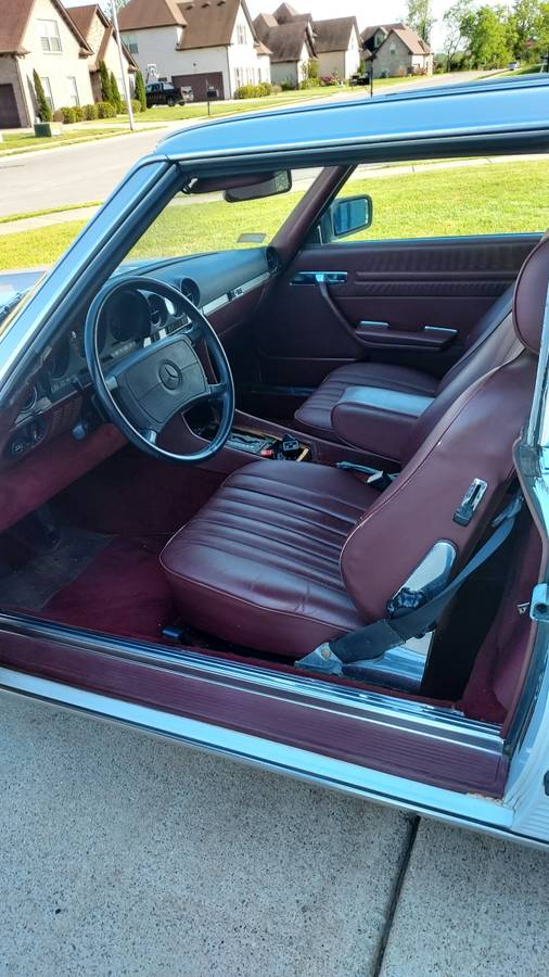 Mercedes-benz-560-sl-1989-white-8