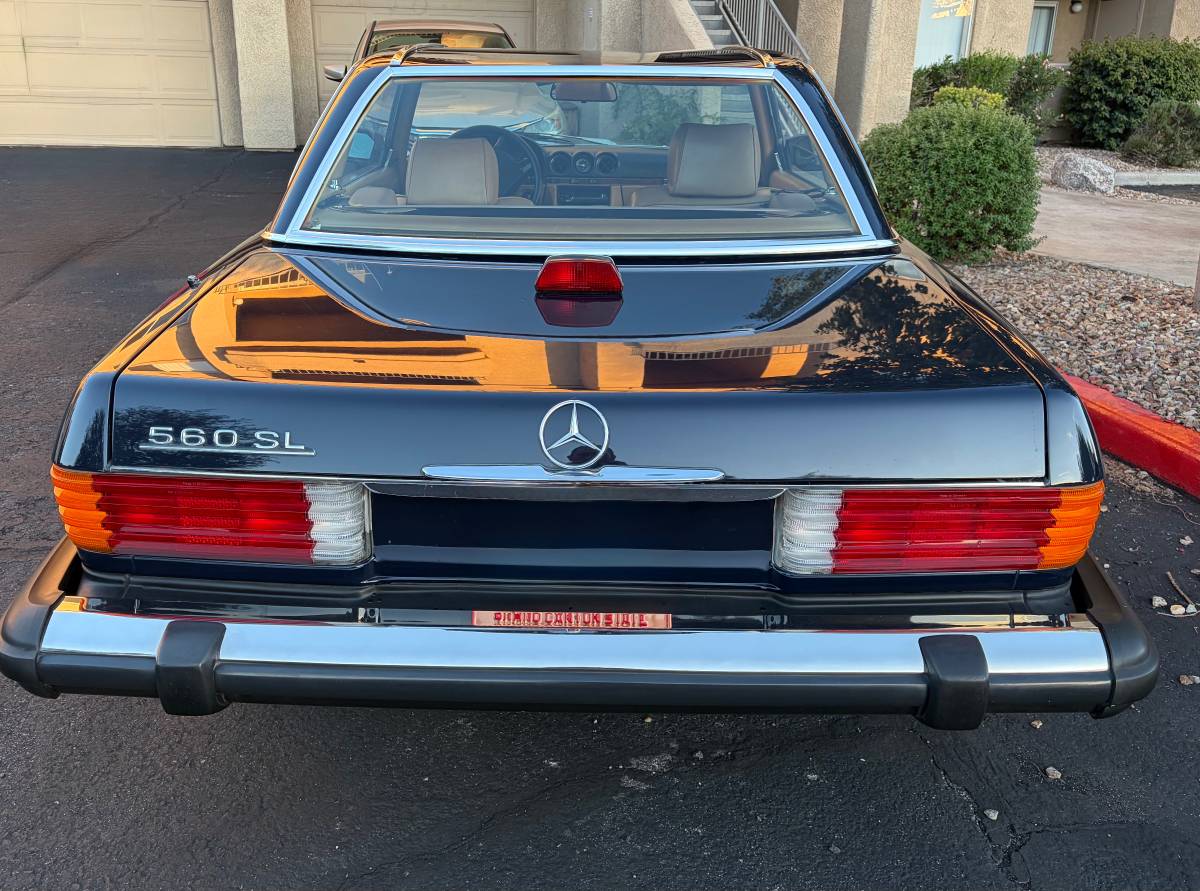 Mercedes-benz-560sl-r107-1986-blue-3