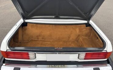 Mercedes-benz-560sl-roadster-1987-white-15