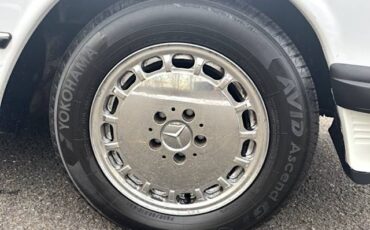 Mercedes-benz-560sl-roadster-1987-white-19