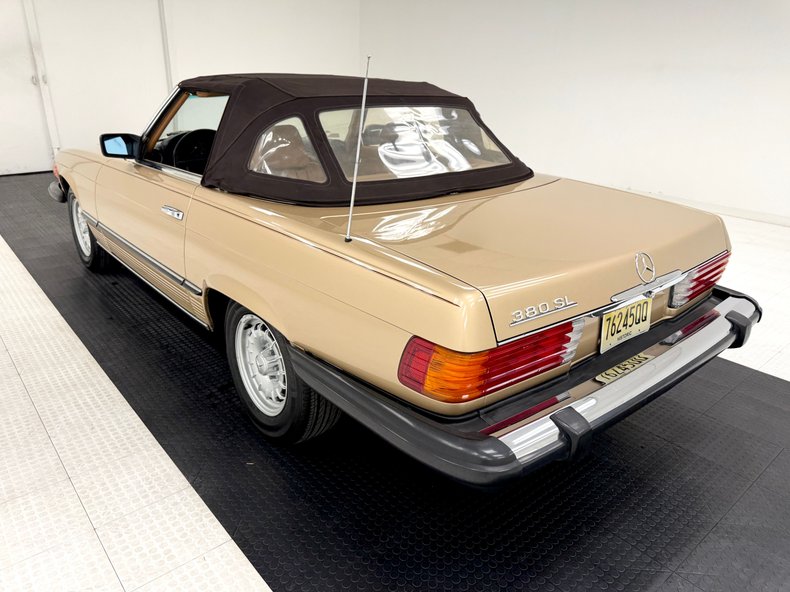 Mercedes-benz-Other-1985-Champagne-Metallic-Tan-20