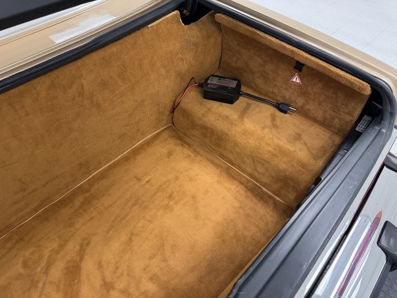 Mercedes-benz-Other-1985-Champagne-Metallic-Tan-48