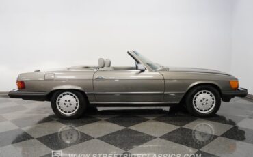 Mercedes-benz-Other-1985-Gray-Gray-17
