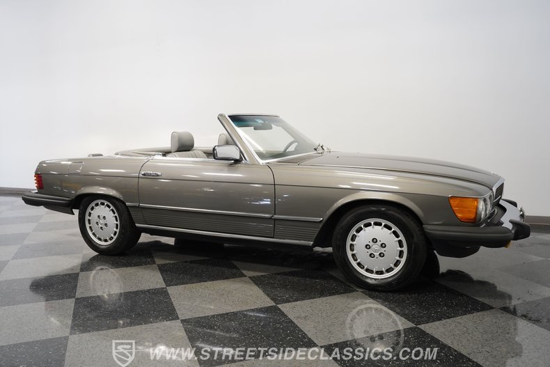 Mercedes-benz-Other-1985-Gray-Gray-18