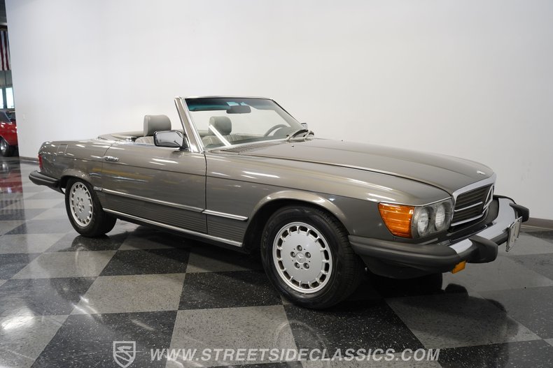 Mercedes-benz-Other-1985-Gray-Gray-19