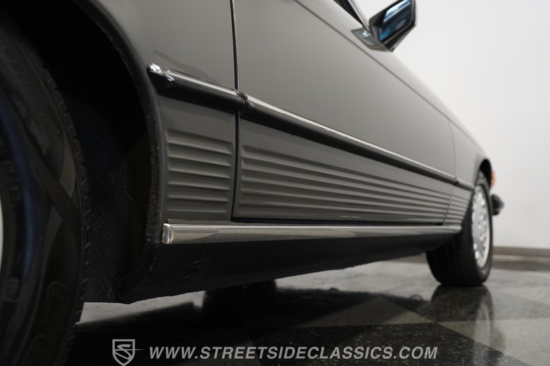 Mercedes-benz-Other-1985-Gray-Gray-2