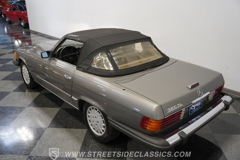 Mercedes-benz-Other-1985-Gray-Gray-30