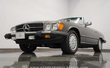 Mercedes-benz-Other-1985-Gray-Gray-32