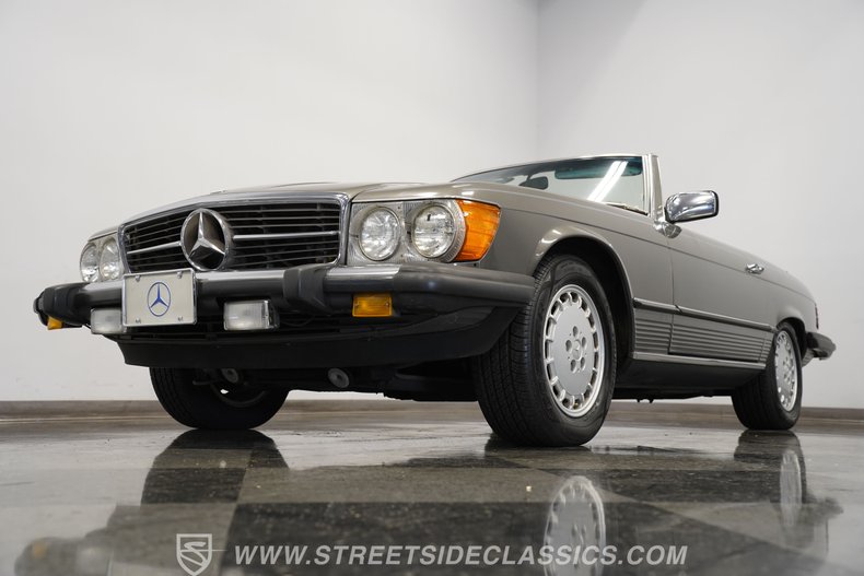 Mercedes-benz-Other-1985-Gray-Gray-32