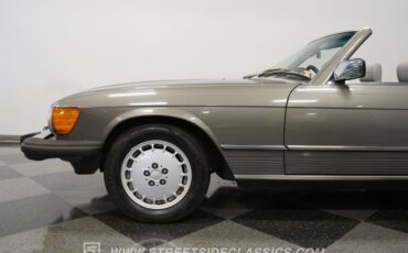 Mercedes-benz-Other-1985-Gray-Gray-35
